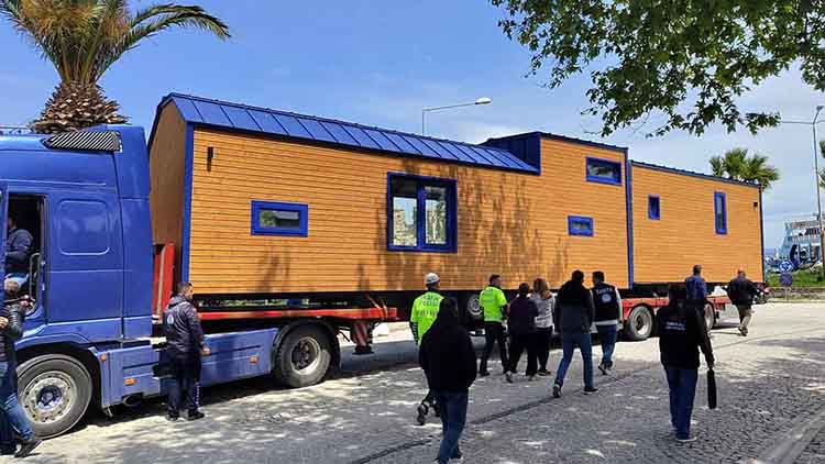 Bozcaada'da Tiny House Ve Karavan Yasaklandı